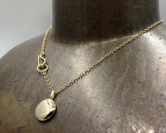 LOCKET NECKLACE YELLOW GOLD
