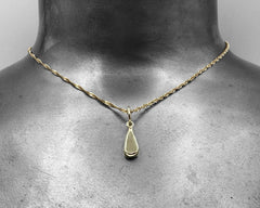DROP CHARM YELLOW GOLD