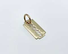 RAZOR CHARM YELLOW GOLD