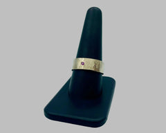 ZEUS RING YELLOW GOLD WITH PINK SAPPHIRE