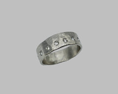 Vera’s Ring White Gold