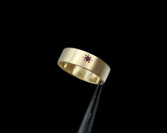 RUBY STAR RING