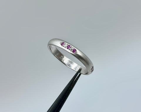 ATHENA RING WHITE GOLD WITH PINK SAPPHIRES