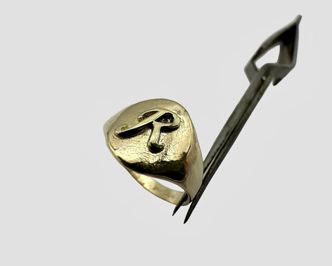 INITIAL ROMAN PINKY RING