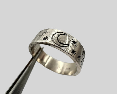 STARRY NIGHT RING WHITE GOLD