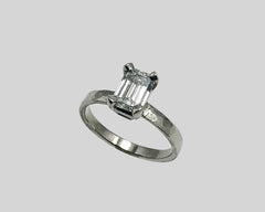 VIVIENNE'S ENGAGEMENT RING PLATINUM AND WHITE DIAMOND