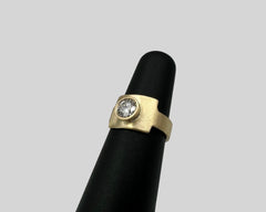 BYZANTIUM DRIFT RING YELLOW GOLD AND WHITE DIAMOND