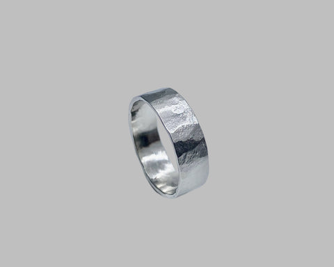 ZEUS RING WHITE GOLD 5MM WIDE