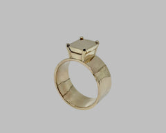 MIKA'S GOLD BAR RING YELLOW GOLD