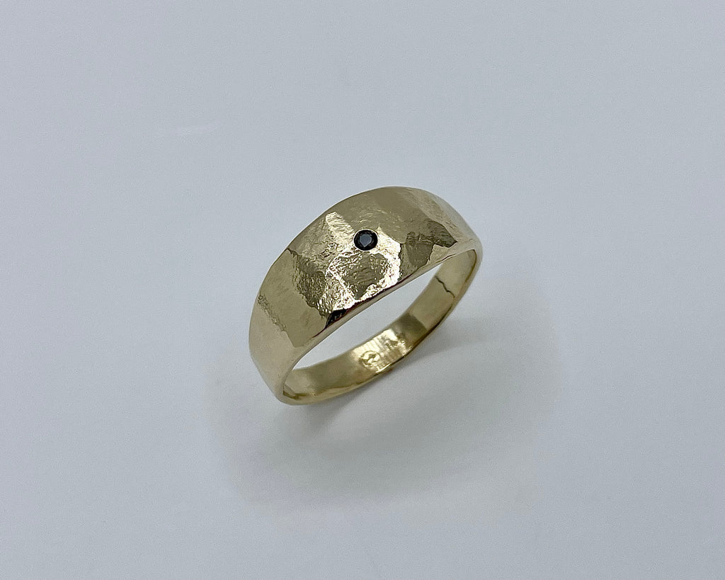 Itamar's ring yellow gold