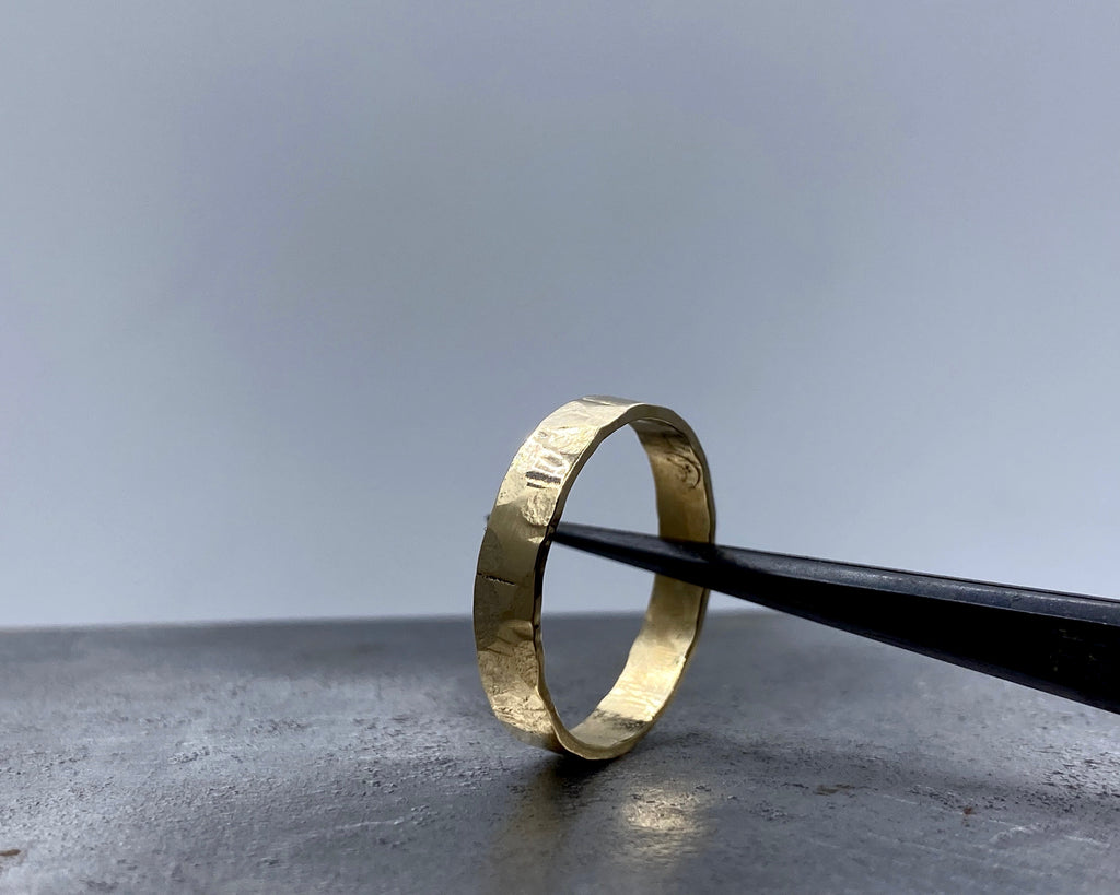 MAX'S RING YELLOW GOLD 4mm WIDE