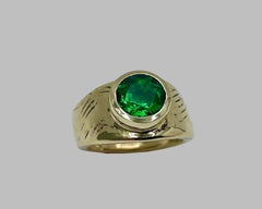 ALLISON'S EMERALD RING YELLOW GOLD