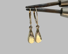 Drop earrings yellow gold