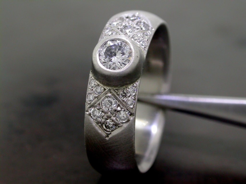 Katarina's Engagement Ring, Platinum Round Brilliant Cut Diamond Pave