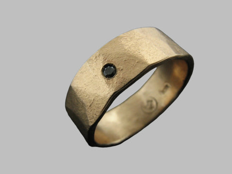 ZEUS RING - YELLOW GOLD & BLACK DIAMOND